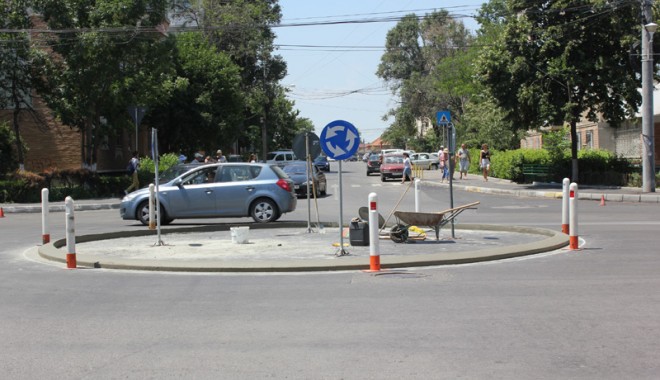 Un sens giratoriu nou a apărut în Constanța - sensgiratoriustradabucuresti2-1339696909.jpg