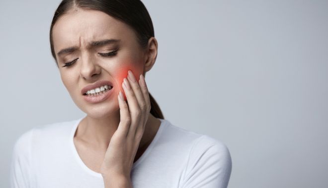 Sensibilitatea dentară, provocată de alimente sau băuturi fierbinţi, dulci sau acide - sensibilitate-1660316131.jpg