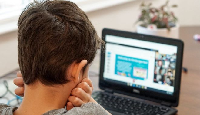 Se numără din nou tabletele, conexiunile la Internet şi laptopurile - senumaradinnou2-1609694059.jpg