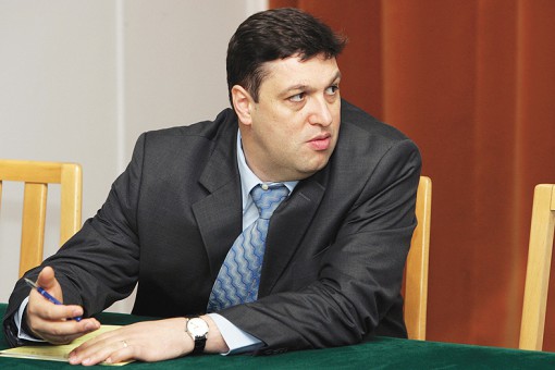SE ASCUT LUPTELE ÎN PSD / Senatorul Șerban Nicolae îi cere demisia lui ILIE SÎRBU! - serbannicolae-1416311303.jpg