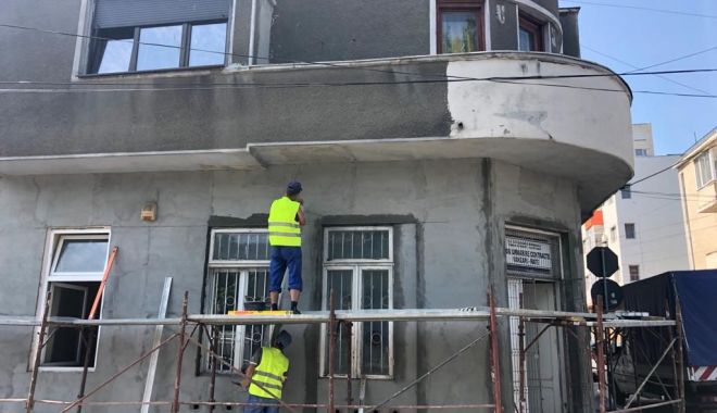 Se reabilitează clădirile aflate în proprietatea municipalității - sereabiliteaza-1560371428.jpg