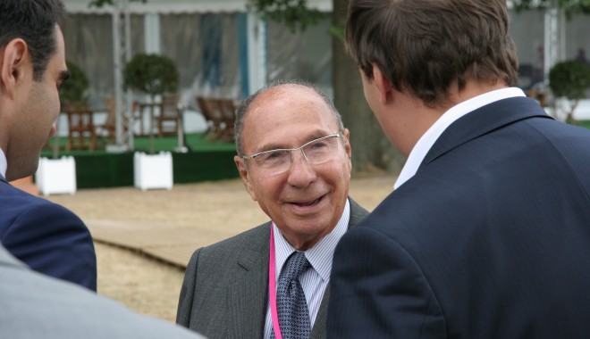 Șoc în Franța. Senatorul miliardar Serge Dassault, patronul Le Figaro, arestat pentru mită electorală - sergedassault2009-1392981819.jpg