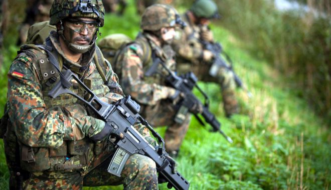Ministrul german al Apărării se opune serviciului militar obligatoriu - serviciulmilitargermania-1534160233.jpg