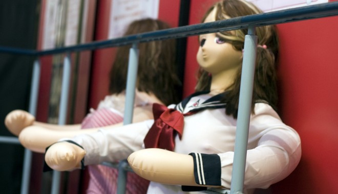 Țăranul la sex shop - sexshop-1334582545.jpg