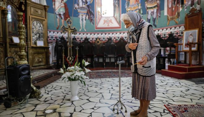 Biserica îl cinsteşte pe Sfântul Ioan Botezătorul - sfantulion-1609787153.jpg