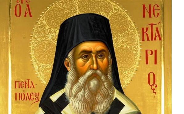 Moaștele Sf. Nectarie, aduse credincioșilor din Ovidiu - sfantulnectarie12120200-1448632040.jpg