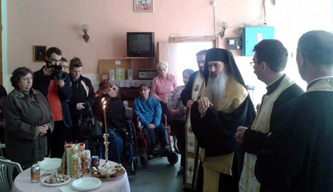 Sfântul Nicolae aduce daruri persoanelor cu dizabilități - sfantulnicolae-1480863905.jpg