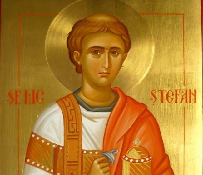 Sfântul Ştefan, primul care a vestit şi a mărturisit credinţa în Hristos, este sărbătorit de creştini în a treia zi de Crăciun