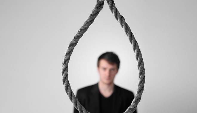 Suicid. Și-a pus capăt zilelor la doar 20 de ani - sfasietorsiapuscapatzilelor-1429724821.jpg