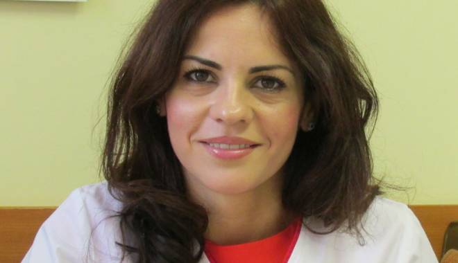 Sfaturi de la specialiștii Ovidius Clinical Hospital: Cum mâncăm de sărbători ca să fim sănătoși - sfaturidelaspecialistiidrmonicag-1419774812.jpg
