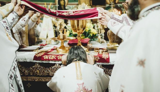 Biserica Ortodoxă îi cinsteşte pe Sfinţii Ioan Casian şi Gherman - sfcasiansursaarhiepiscopiatomisu-1614366984.jpg