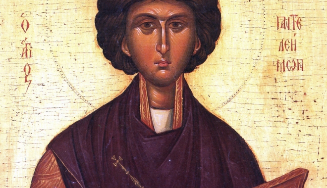 Moaștele Sfântului Pantelimon, la Catedrala arhiepiscopală - sfmcpantelimon-1501087243.jpg
