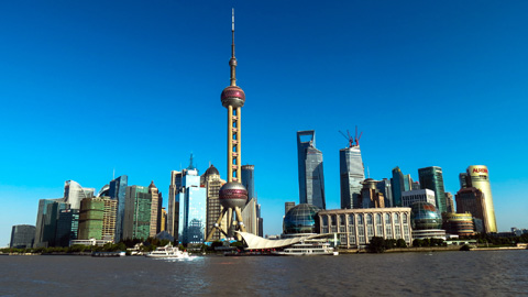 Shanghai  își va închide școlile și fabricile dacă  va crește nivelul  de poluare - shanghai-1382278704.jpg