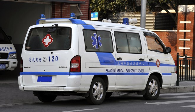ATAC comis într-o gară din China: 29 de persoane înjunghiate mortal, iar alte 130 rănite - shanghaichinaambulance-1393789346.jpg