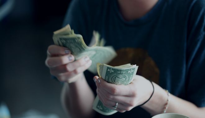Cum să găsești creditul potrivit nevoilor tale - sharonmccutcheon8a5ej1mmqunsplas-1598854197.jpg