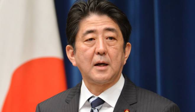 Japonia a reintrat în recesiune - shinzoabe-1447666310.jpg