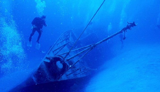 VIDEO. Epava unei corăbii antice, descoperită în apropierea Cazinoului - shipwreckhunting23255400-1405069656.jpg