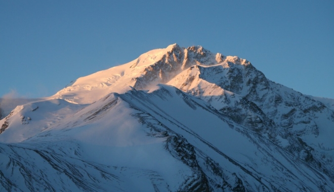 Corpurile a doi alpiniști americani, descoperite la 16 ani de la dispariție - shishapangma2006-1462197629.jpg