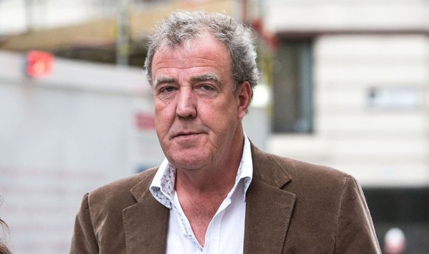 Jeremy Clarkson revine la BBC! - showbizjeremyclarkson3-1442643758.jpg