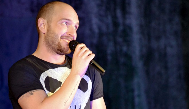 Interzis copiilor  sub 15 ani - showstandup-1403282608.jpg