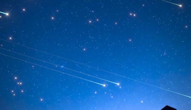 Lyride, vizibile pe cer din această noapte. Cum putem urmări stelele căzătoare - shutterstock349131308starshower1-1618985689.jpg