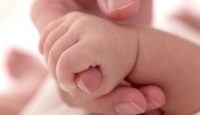 RUJEOLA LOVEȘTE DIN NOU. BEBELUȘ NEVACCINAT, DECEDAT DIN CAUZA BOLII - shutterstock70630042-1492667618.jpg