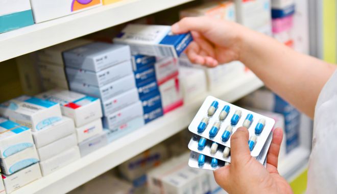 Pensionarii cu venituri de până la 1.830 lei/lună vor beneficia de medicamente compensate cu 90%