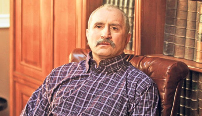 ȘERBAN IONESCU, internat de urgență la  Spitalul Floreasca! - si02559fea2b61-1353502074.jpg
