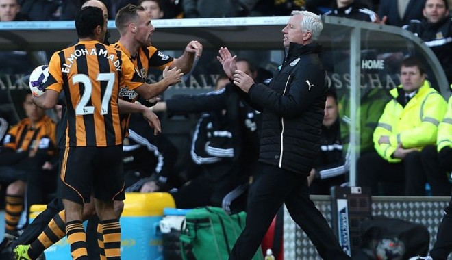 Alan Pardew, antrenorul echipei Newcastle, eliminat după ce a lovit un jucător - sialan-1393754088.jpg
