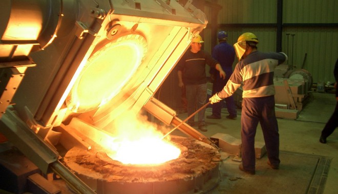 Ce propun metalurgiștii pentru relansarea industriei - siderurgie-1377198850.jpg