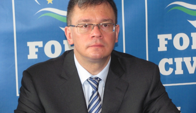 Mihai Răzvan Ungureanu a demisionat de la SIE. Cine îl înlocuiește - siemru-1474908475.jpg