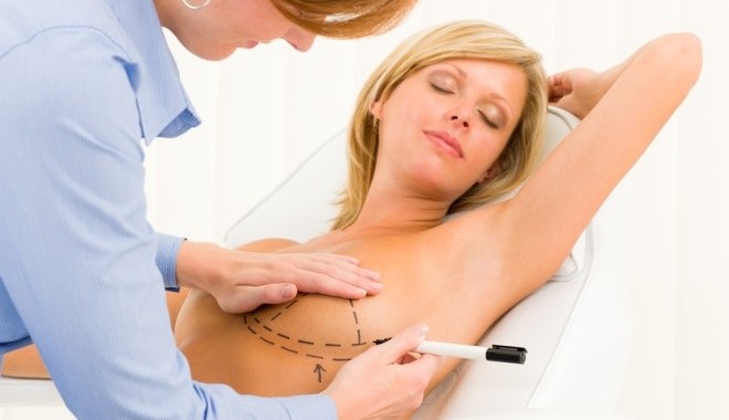 Siliconarea sânilor nu e posibilă fără avizul medicului - silicon-1344623947.jpg