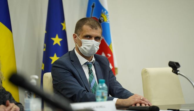 Prefectul Silviu Coşa, noi precizări despre COVID-19. „Teama iraţională ucide!” - silviucosa-1630853909.jpg