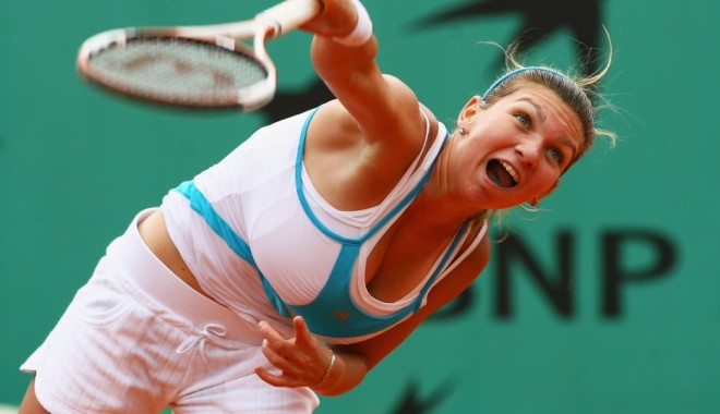 Tenis: Simona Halep s-a calificat în turul II la Roma - simona-1368513050.jpg