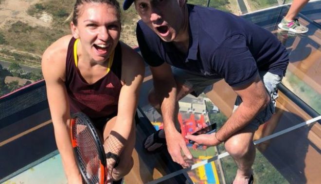 Simona Halep, mesaj de ziua lui Darren Cahill: Sunt foarte fericită să te am în echipa mea - simona-1538540870.jpg