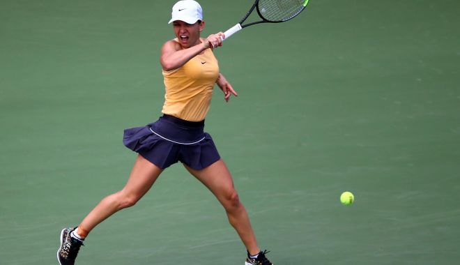 Simona Halep s-a calificat cu emoții în turul 3 la 
