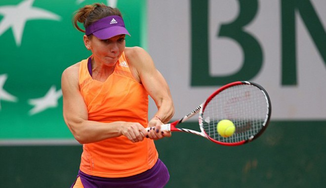 Simona Halep, în sferturi. Încă 220.000 euro în cont! - simona2-1401730213.jpg