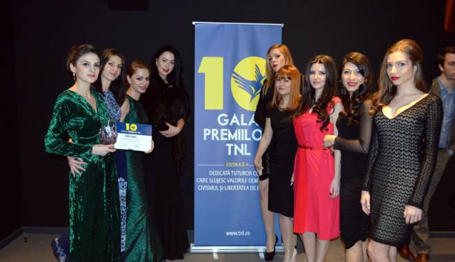 Simona Halep și Elif Memet, premiate la Gala Premiilor TNL - simonahalepsielifmemetpremiatela-1424286847.jpg
