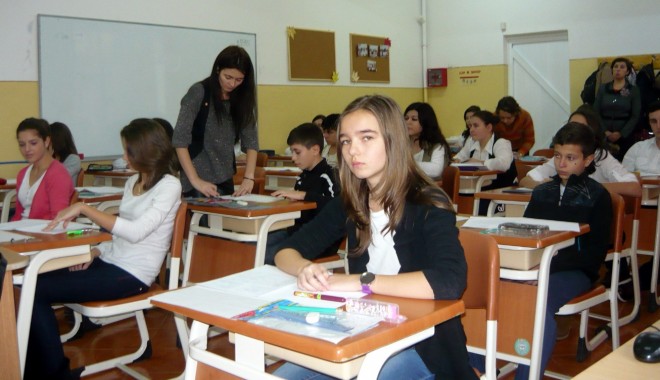 Subiectele la matematică au dat dureri de cap - simulare-1354810617.jpg