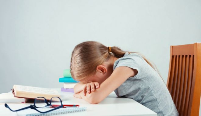 Vacanțe peste vacanțe, iar la simulare nu reușesc să ia nici măcar 5-ul de trecere - simulare-1521480662.jpg