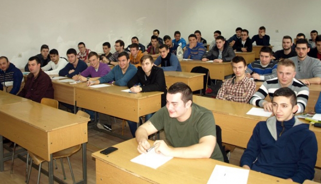 Admitere simulată la Universitatea 