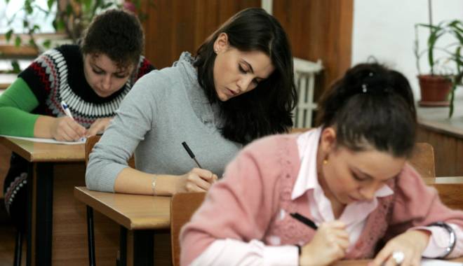 Pedeapsă sau floare la ureche? Începe simularea Bacalaureatului - simularebac-1425220882.jpg