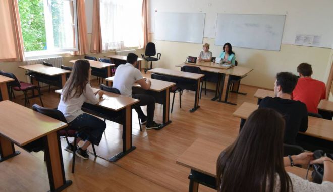 ADMITERE LICEU 2018. Iată topul liceelor din CONSTANȚA, cu cele mai mari medii de intrare - simularebac1517495607-1531137450.jpg