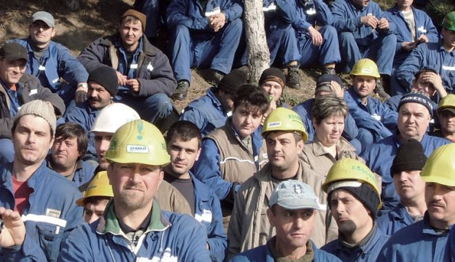 Sindicaliștii de la Daewoo - Mangalia se pregătesc de proteste - sindicalistii-1520777456.jpg