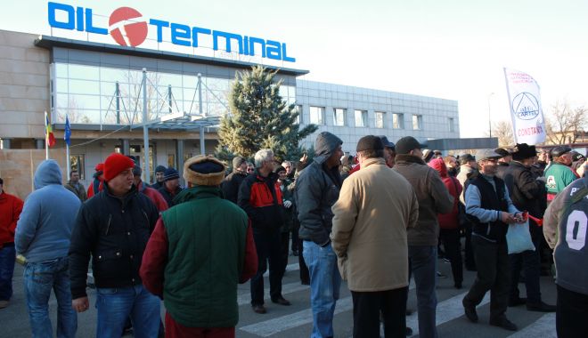 Sindicaliștii intră în lupta pentru salvarea companiei Oil Terminal - sindicalistiiintrainlupta-1549564956.jpg