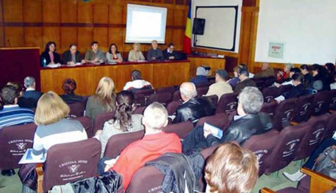 Cine vine la întâlnirea sindicaliștilor din învățământul constănțean - sindicat-1427742232.jpg