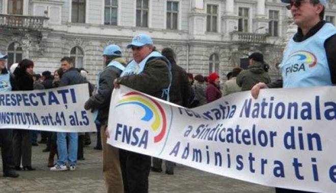 Sindicatele din administrația publică se pregătesc de grevă generală - sindicateledinadministratie-1427720856.jpg