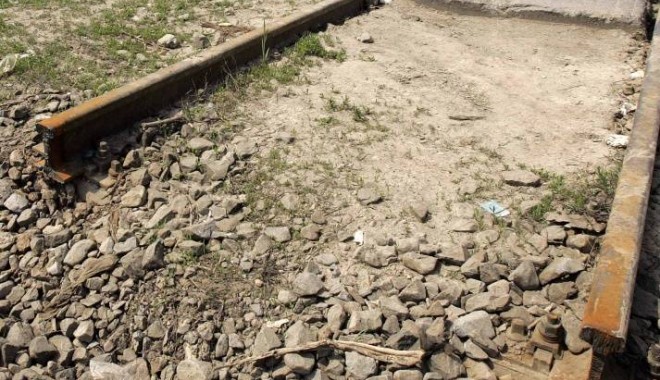 Șine de cale ferată, furate la Negru Vodă - sine-1335260433.jpg