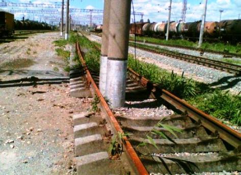 S-a aruncat în fața trenului? - sinedetren-1348083858.jpg
