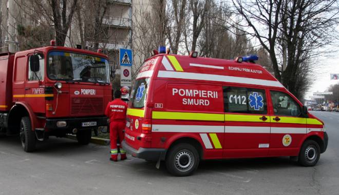 Scene de groază în Constanța. O femeie s-a aruncat de la etajul 3 - sinucidere-1449079581.jpg